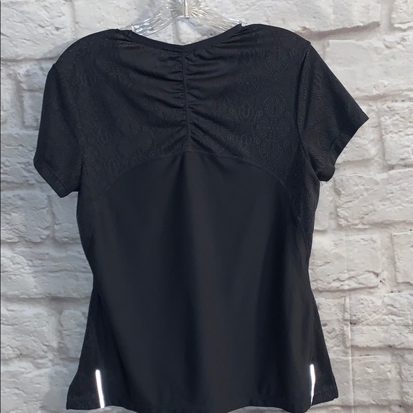 Vented Athleta top - Picture 2 of 7